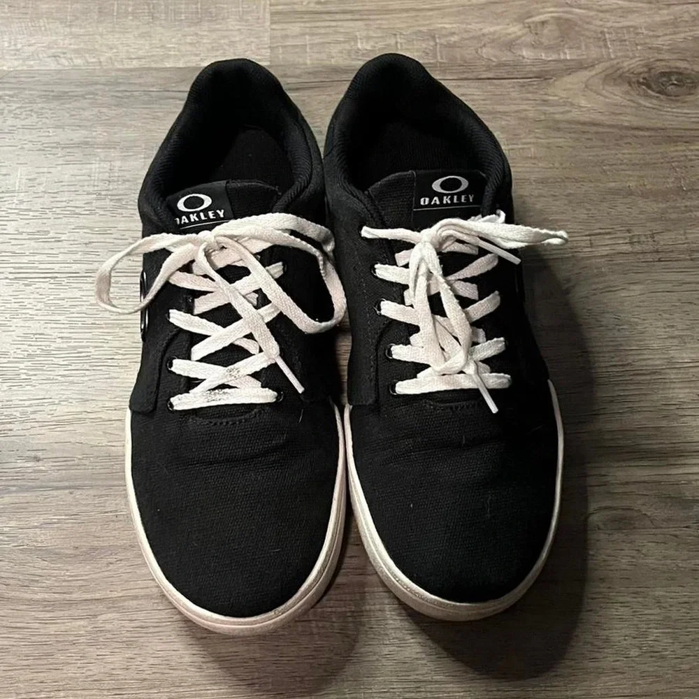 Oakley Vintage Canvas‎ Flyer Sneaker Shoe Size US M8.5